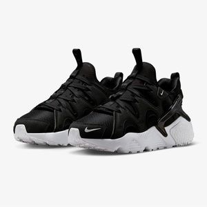 Nike huaraches women’s BRAND NEW SIZE 9